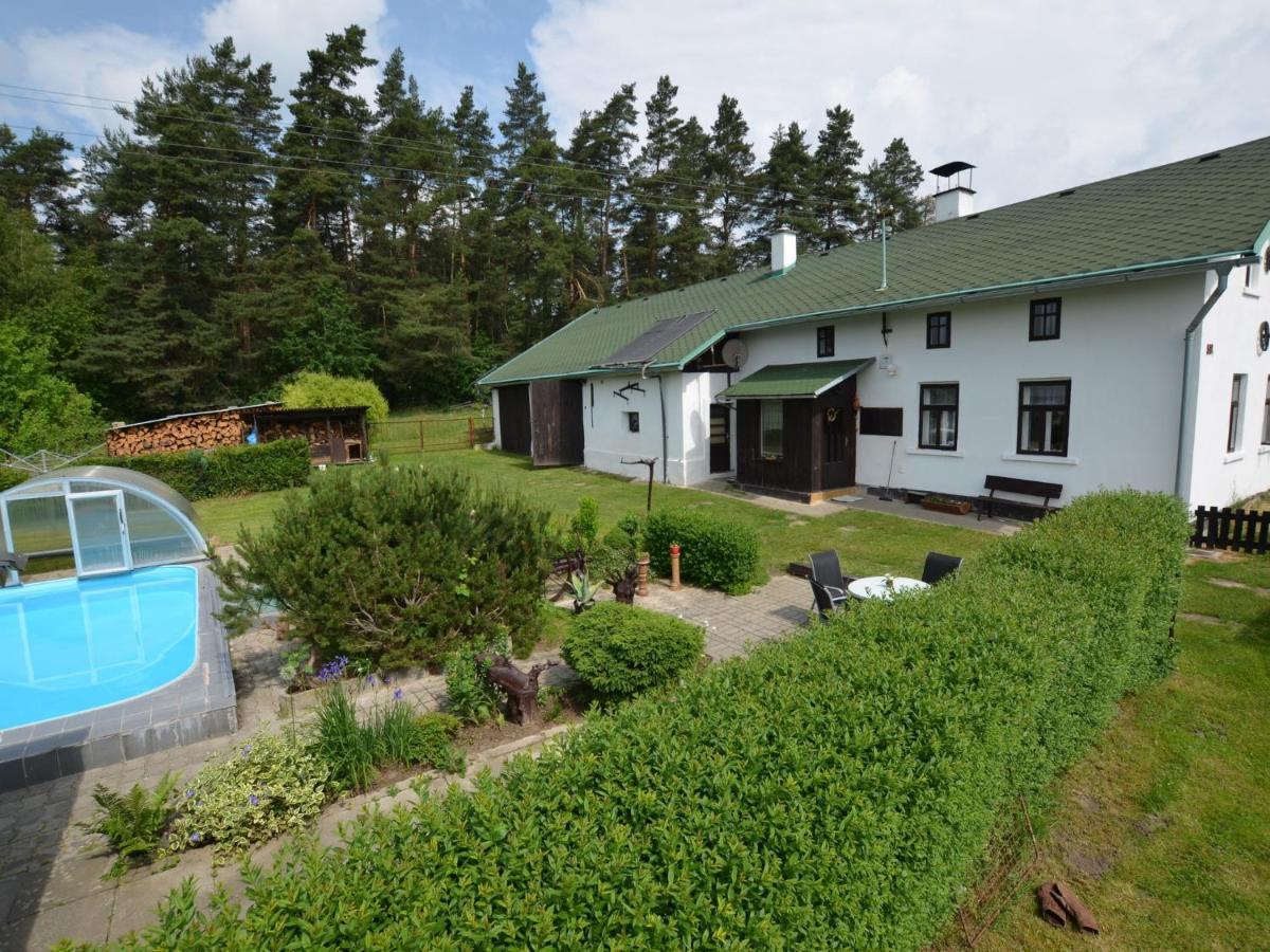 Luxury Villa Near Forest In Hlavice Czech Republic Vselibice Esterno foto